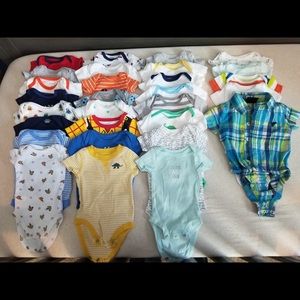Newborn short sleeve onesies